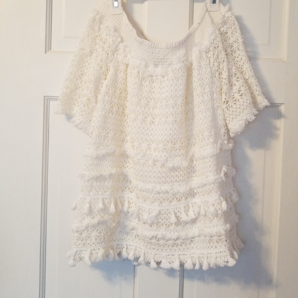 Clothes - Picture 2 of 4